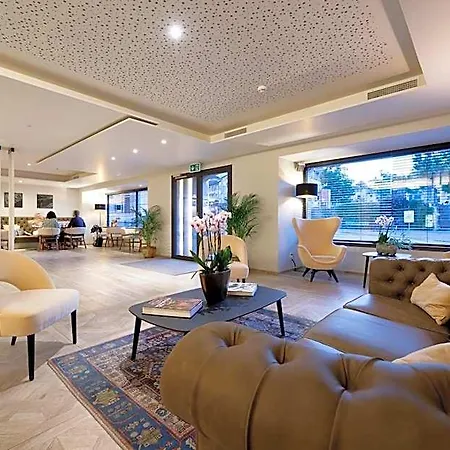 Ambassador Boutique מלון 4*