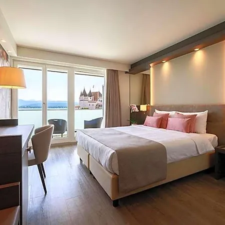 Ambassador Boutique 4*