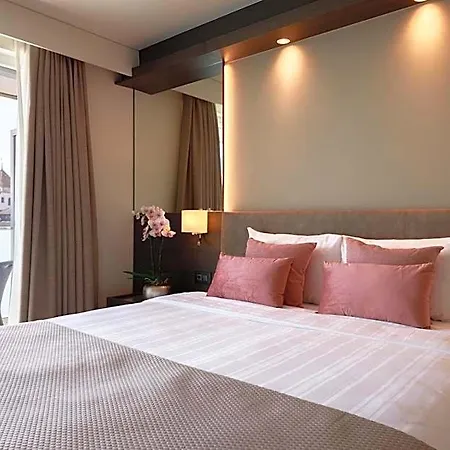 Ambassador Boutique Hotel Nyon