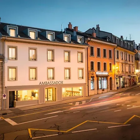 Ambassador Boutique Hotell 4*