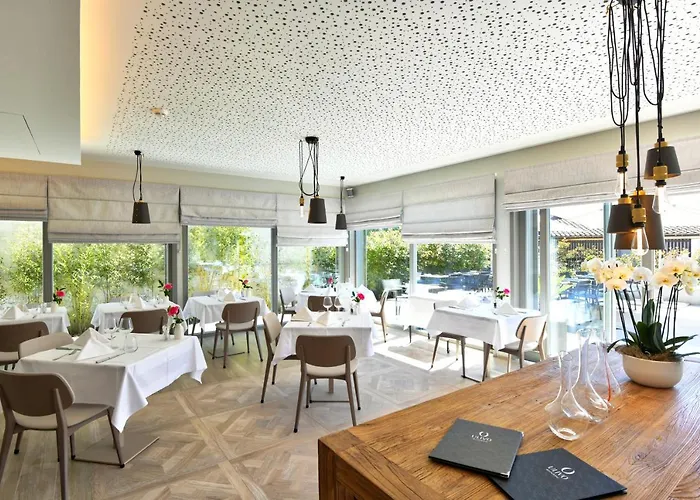 Ambassador Boutique Hotel 4*