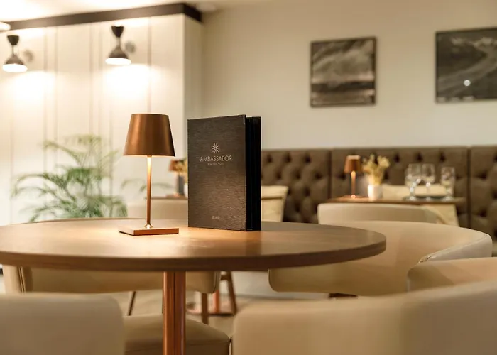 Ambassador Boutique Hotell 4*