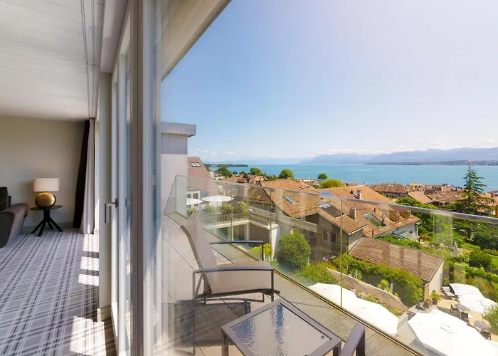 Ambassador Boutique Hotell 4*