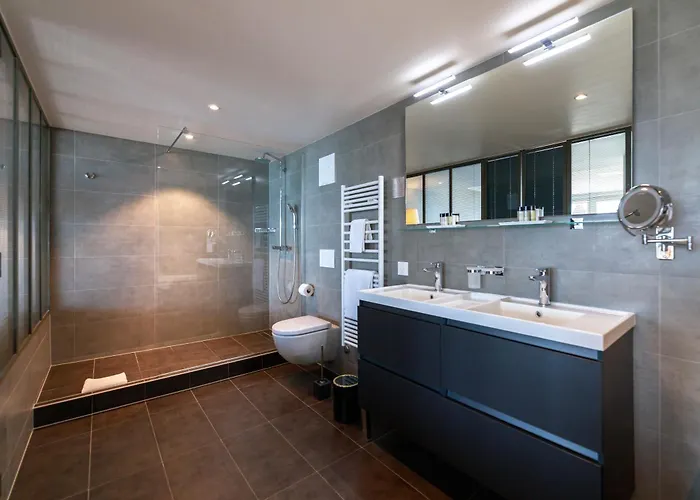 Hotell Ambassador Boutique 4*