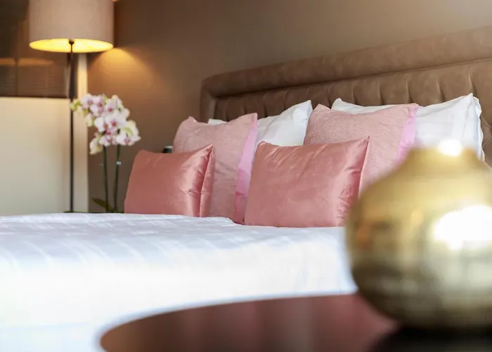 Ambassador Boutique Hotell